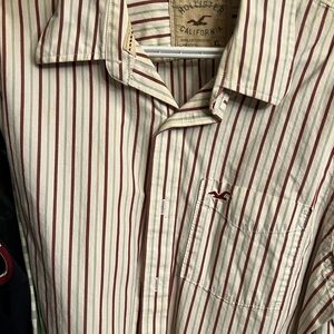 Hollister Men's Casual Striped Shirt - Burgundy and Cream